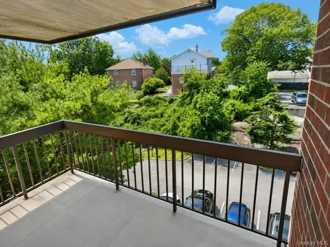 1376 Midland Avenue Bronxville NY 10708