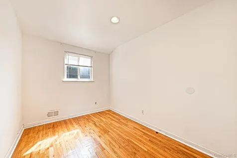 49 Eastern Avenue Deer Park NY 11729