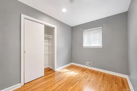 49 Eastern Avenue Deer Park NY 11729