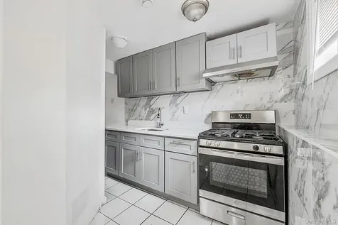 49 Eastern Avenue Deer Park NY 11729