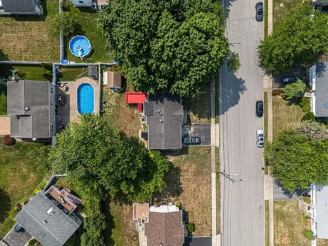 49 Eastern Avenue Deer Park NY 11729