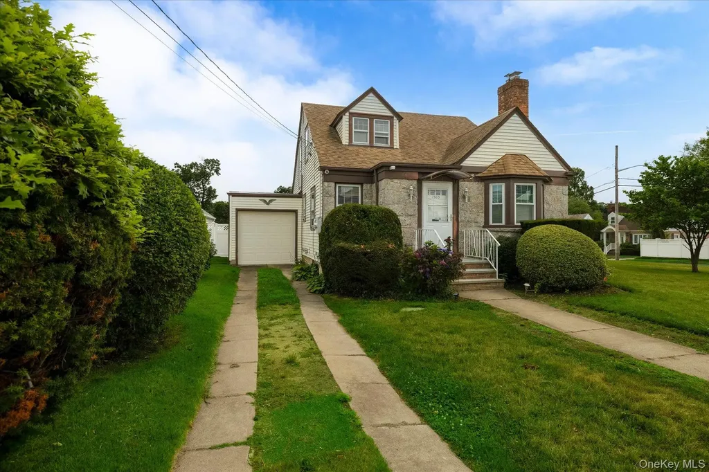 1503 Paul Street Baldwin NY 11510
