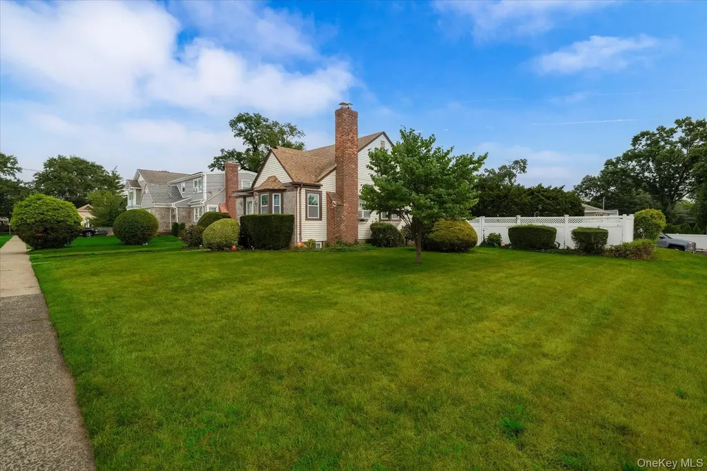 1503 Paul Street Baldwin NY 11510