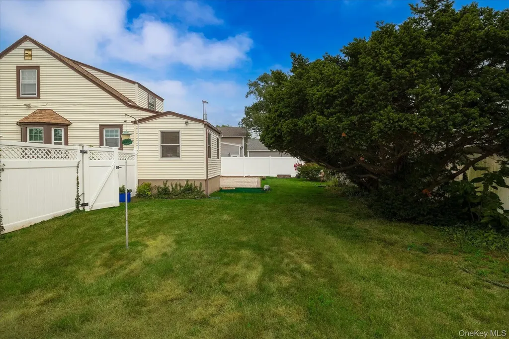 1503 Paul Street Baldwin NY 11510