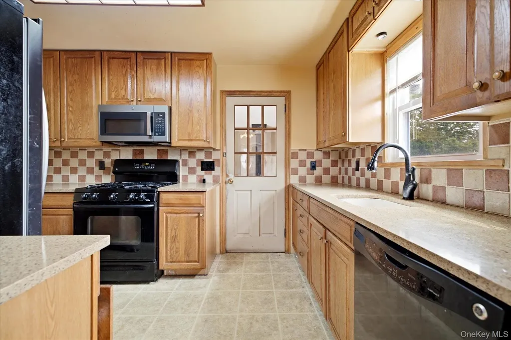 1503 Paul Street Baldwin NY 11510