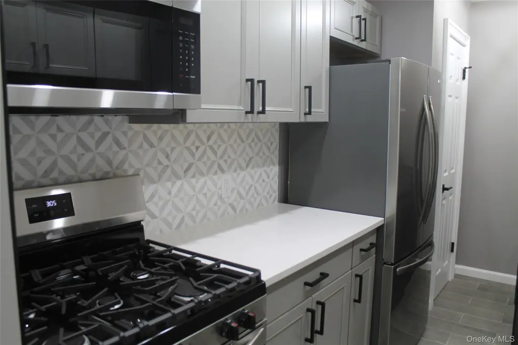 276 Temple Hill New Windsor NY 12553