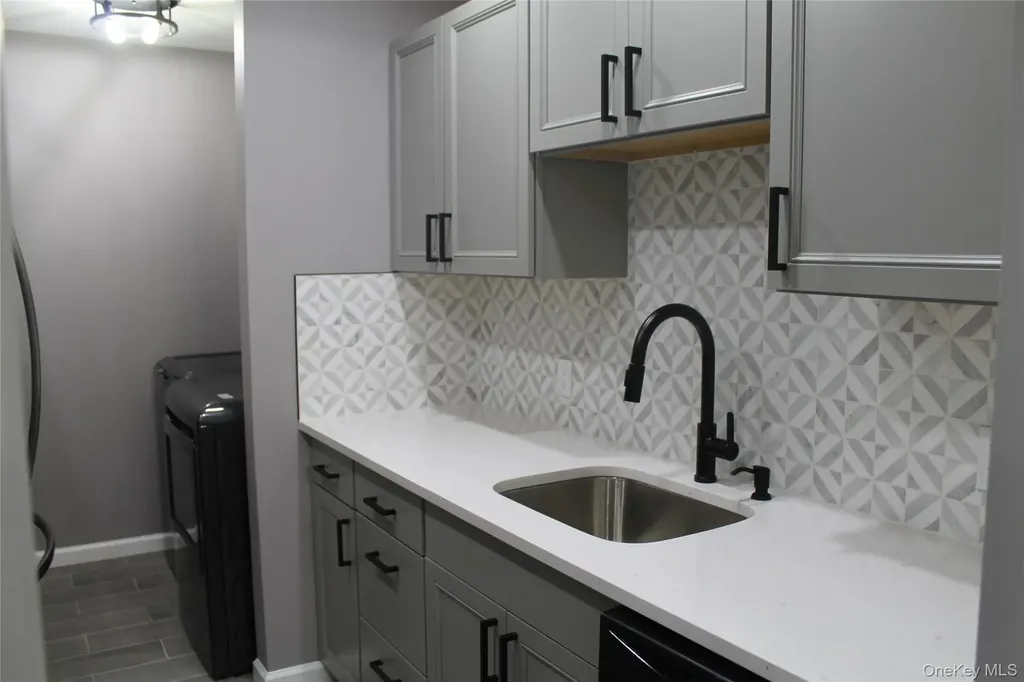 276 Temple Hill New Windsor NY 12553