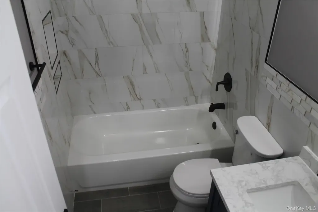 276 Temple Hill New Windsor NY 12553