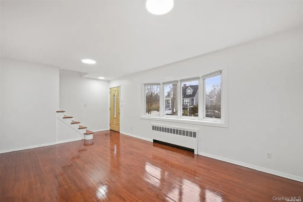 1670 Abby Road Merrick NY 11566