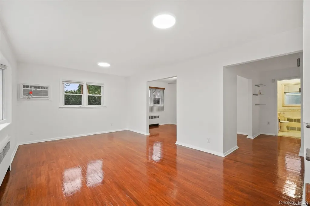 1670 Abby Road Merrick NY 11566