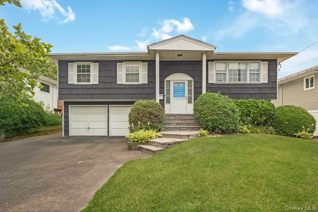 2940 Bond Drive Merrick NY 11566