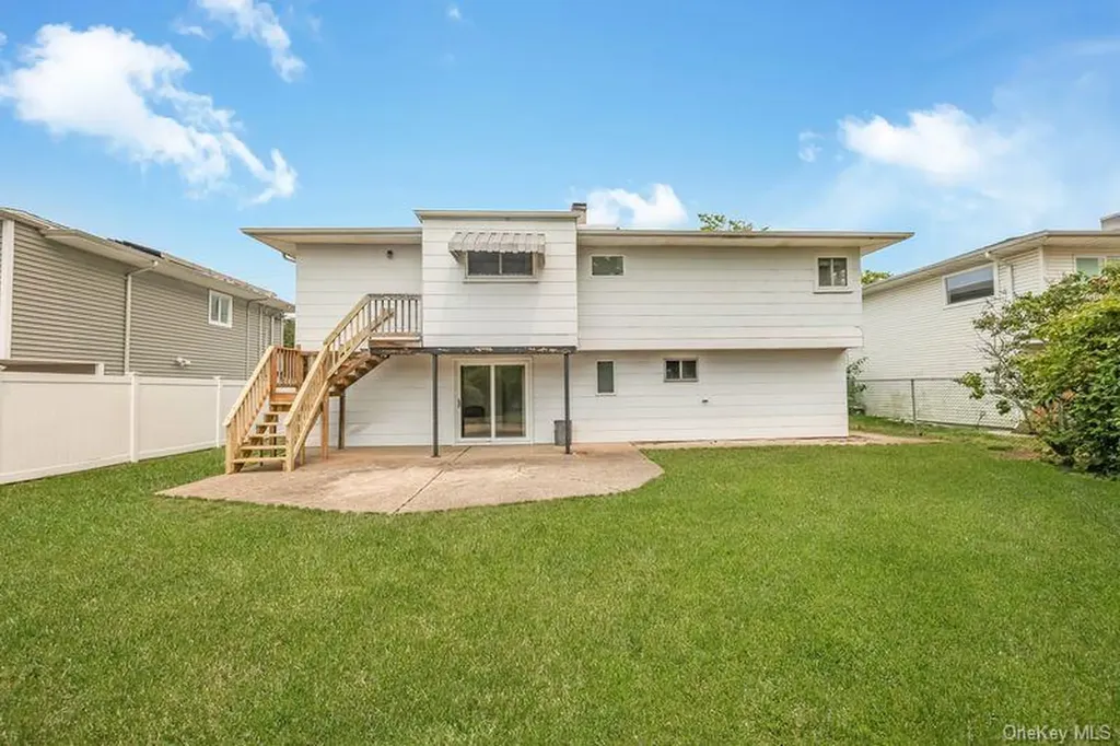 2940 Bond Drive Merrick NY 11566