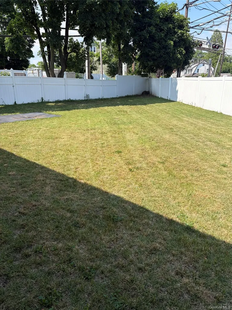 159 Church Street Malverne NY 11565