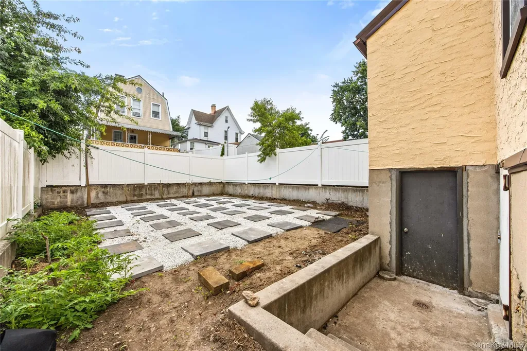 432 Bedford Avenue Mount Vernon NY 10553