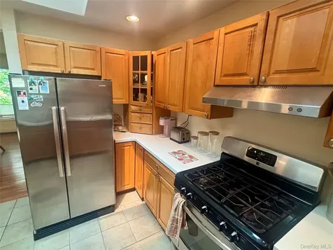 23 Hankin Loop Poughkeepsie NY 12601