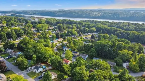 23 Hankin Loop Poughkeepsie NY 12601