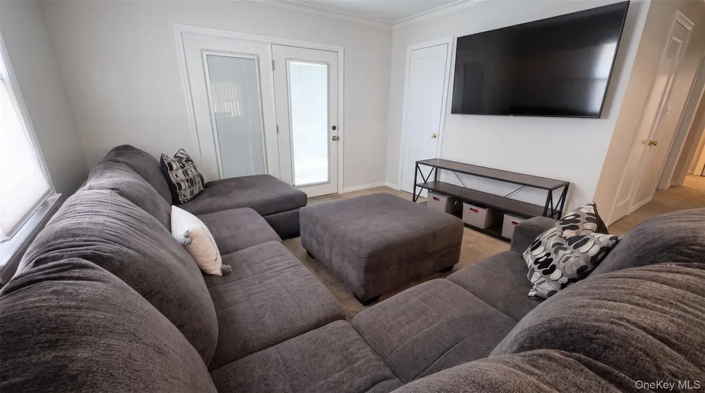 520 Riverside Avenue Massapequa NY 11758