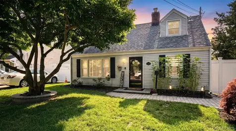 520 Riverside Avenue Massapequa NY 11758