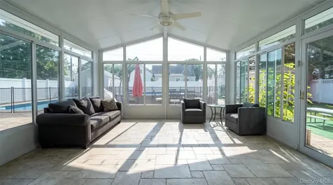 520 Riverside Avenue Massapequa NY 11758