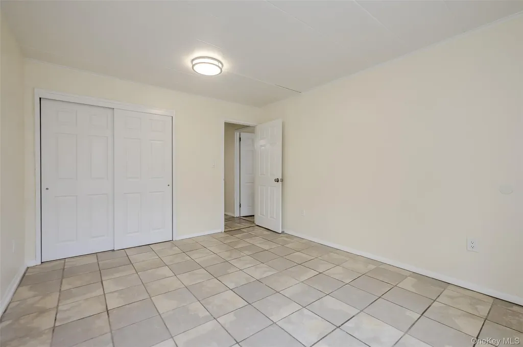 3 Duryea Place Lynbrook NY 11563