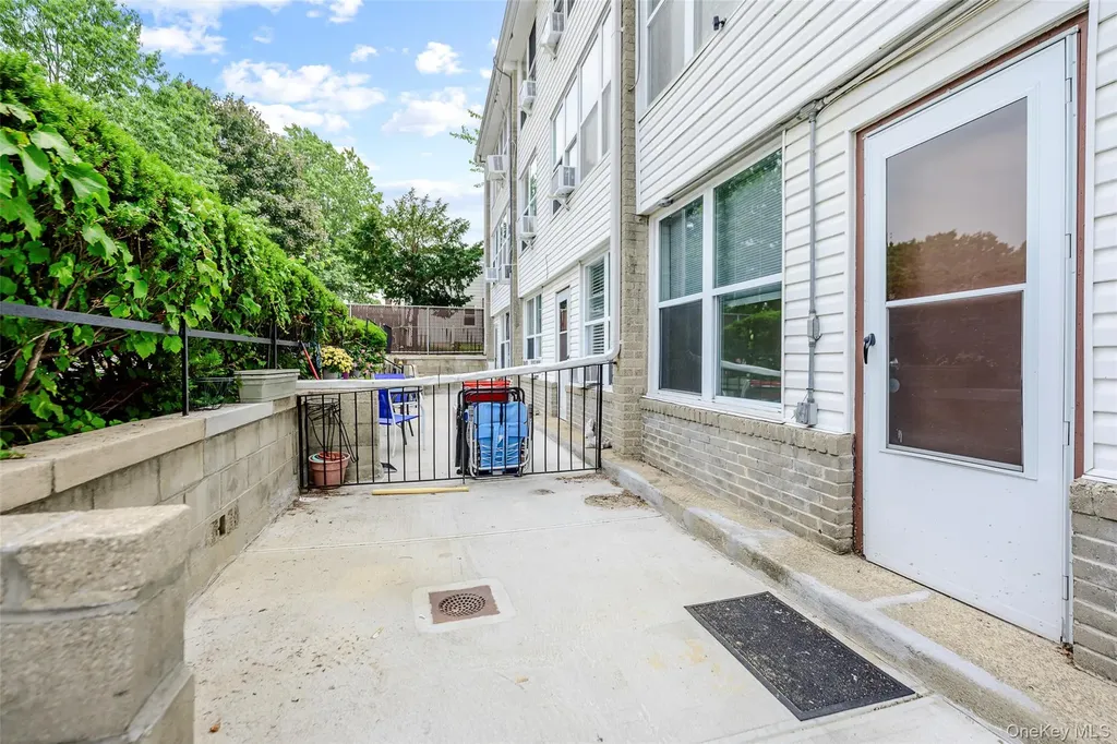 3 Duryea Place Lynbrook NY 11563