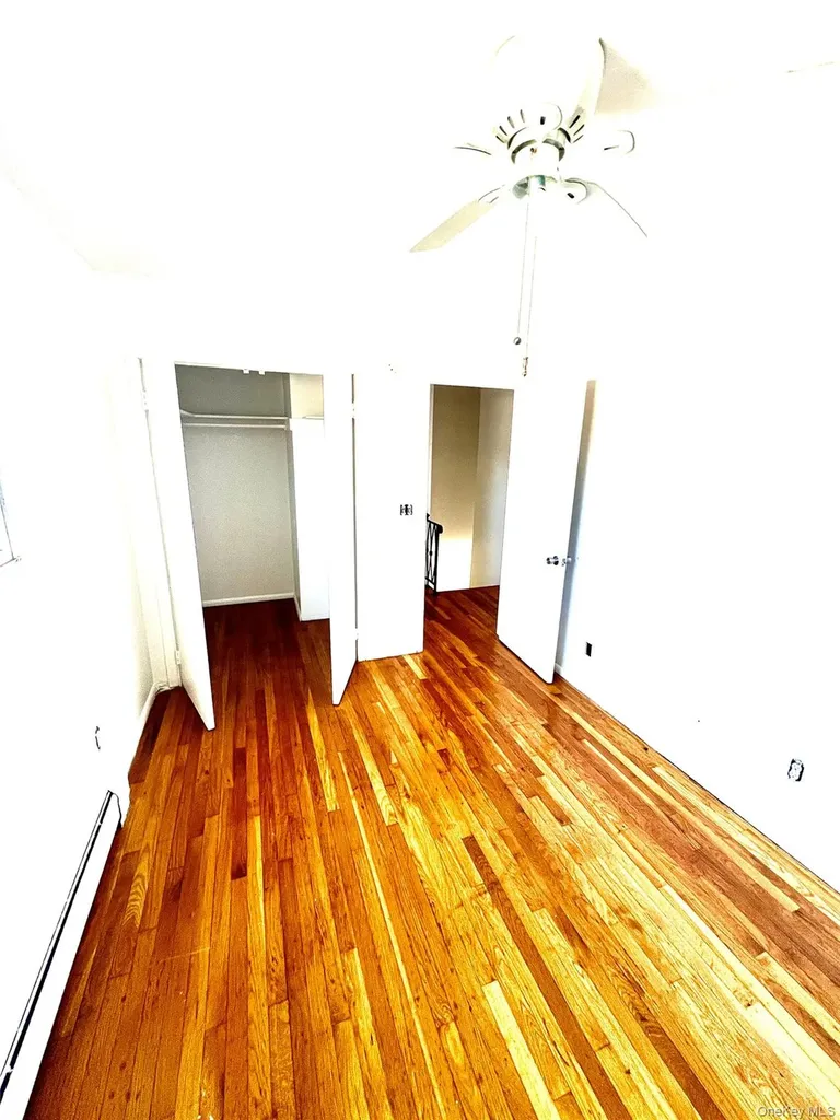 27 Lexington Lane New Windsor NY 12553