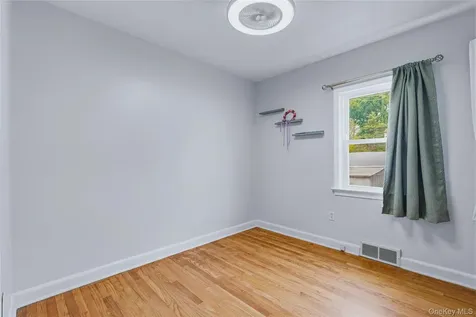2 Hennessey Place Poughkeepsie NY 12601