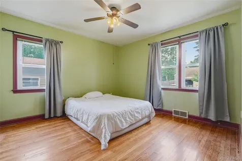2 Hennessey Place Poughkeepsie NY 12601