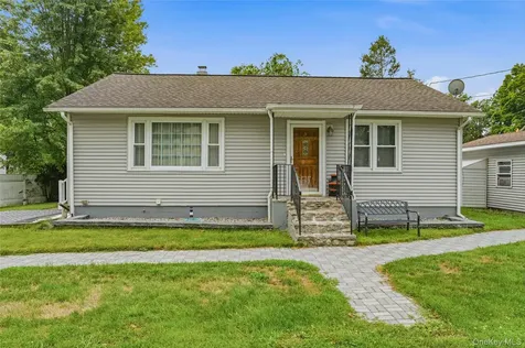 2 Hennessey Place Poughkeepsie NY 12601