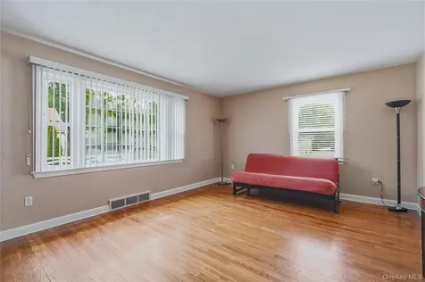 2 Hennessey Place Poughkeepsie NY 12601