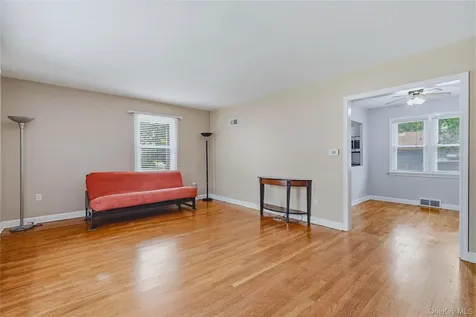 2 Hennessey Place Poughkeepsie NY 12601