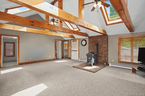70 Camp Drive Rhinebeck NY 12572