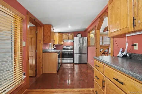 70 Camp Drive Rhinebeck NY 12572