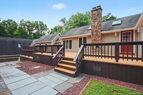 70 Camp Drive Rhinebeck NY 12572