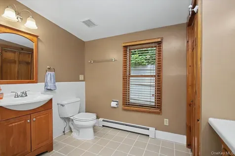 70 Camp Drive Rhinebeck NY 12572