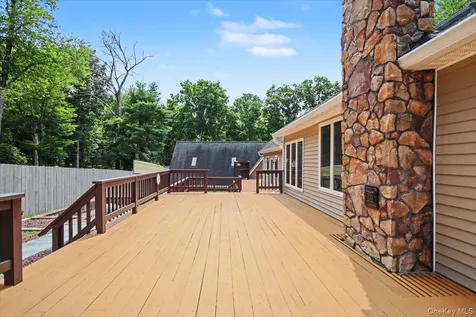 70 Camp Drive Rhinebeck NY 12572
