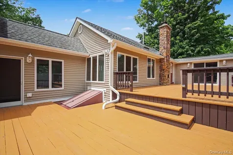 70 Camp Drive Rhinebeck NY 12572
