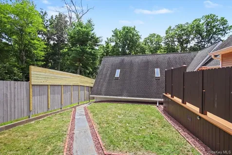 70 Camp Drive Rhinebeck NY 12572