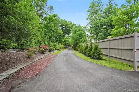 70 Camp Drive Rhinebeck NY 12572