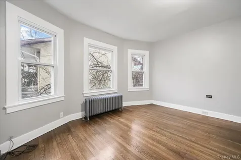29 S 15th Avenue Mount Vernon NY 10550