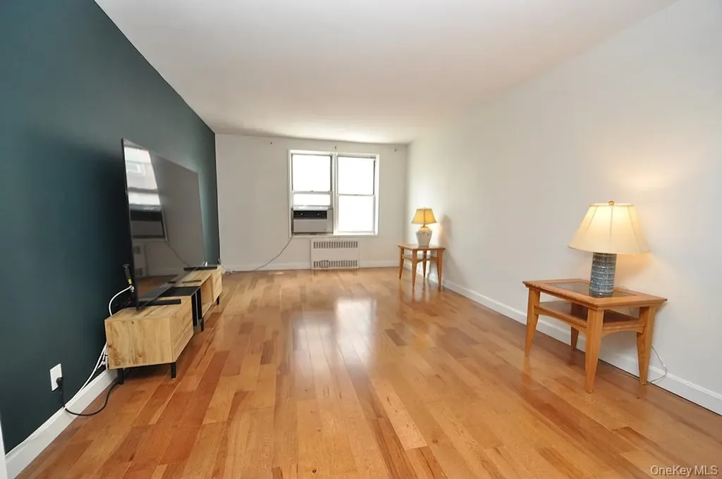 491 Riverdale Avenue Yonkers NY 10705