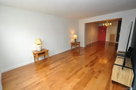 491 Riverdale Avenue Yonkers NY 10705