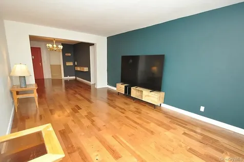 491 Riverdale Avenue Yonkers NY 10705