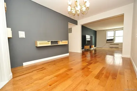 491 Riverdale Avenue Yonkers NY 10705