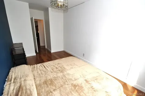 491 Riverdale Avenue Yonkers NY 10705