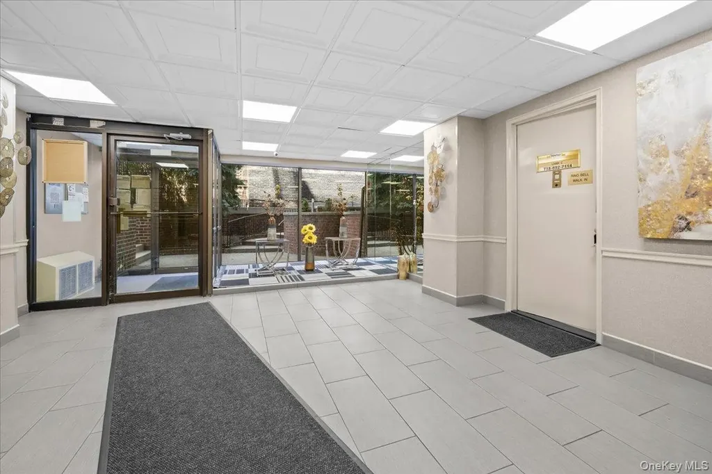 1725 Edison Avenue Bronx NY 10461