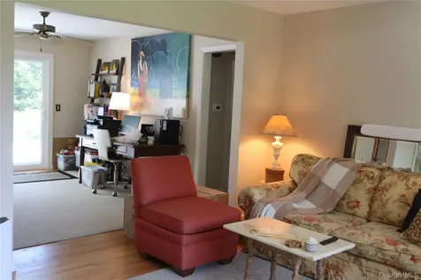 278 Lafayette Avenue Cortlandt Manor NY 10567