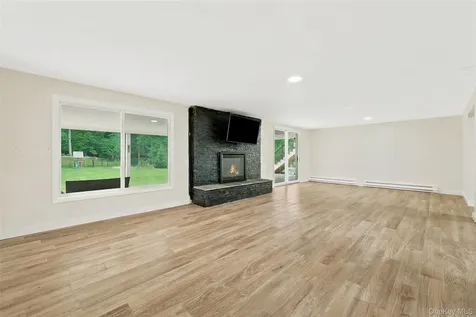 39 Ridge Road Hartsdale NY 10530