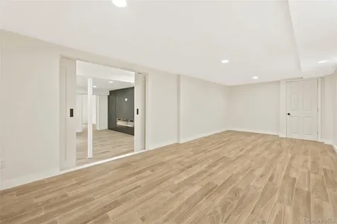 39 Ridge Road Hartsdale NY 10530