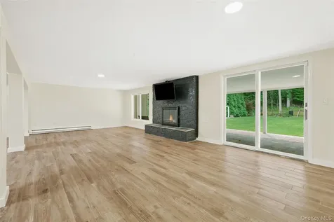 39 Ridge Road Hartsdale NY 10530